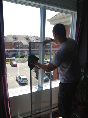 Nettoyage de vitre et fenêtre de condo